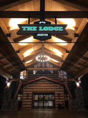 The Lodge At Mauston 外观 照片